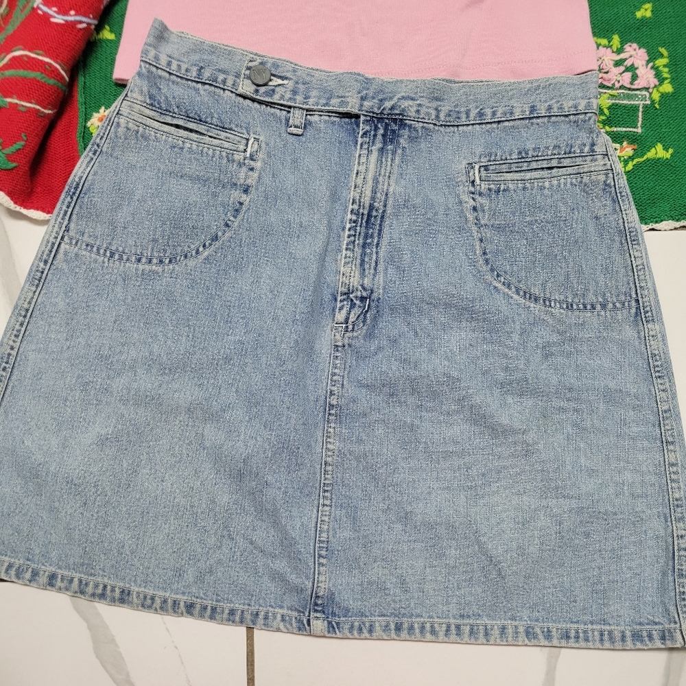 VIntage New York & Company Blue A-Line Mini Skirt in Size Small / Medium